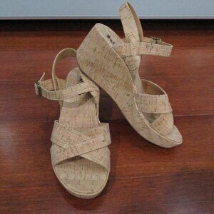 Korks Criss Cross Ankle Strap Sandals